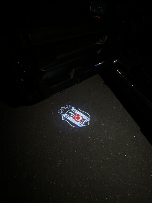 Besiktas Universal Autolicht für alle Autos 2x